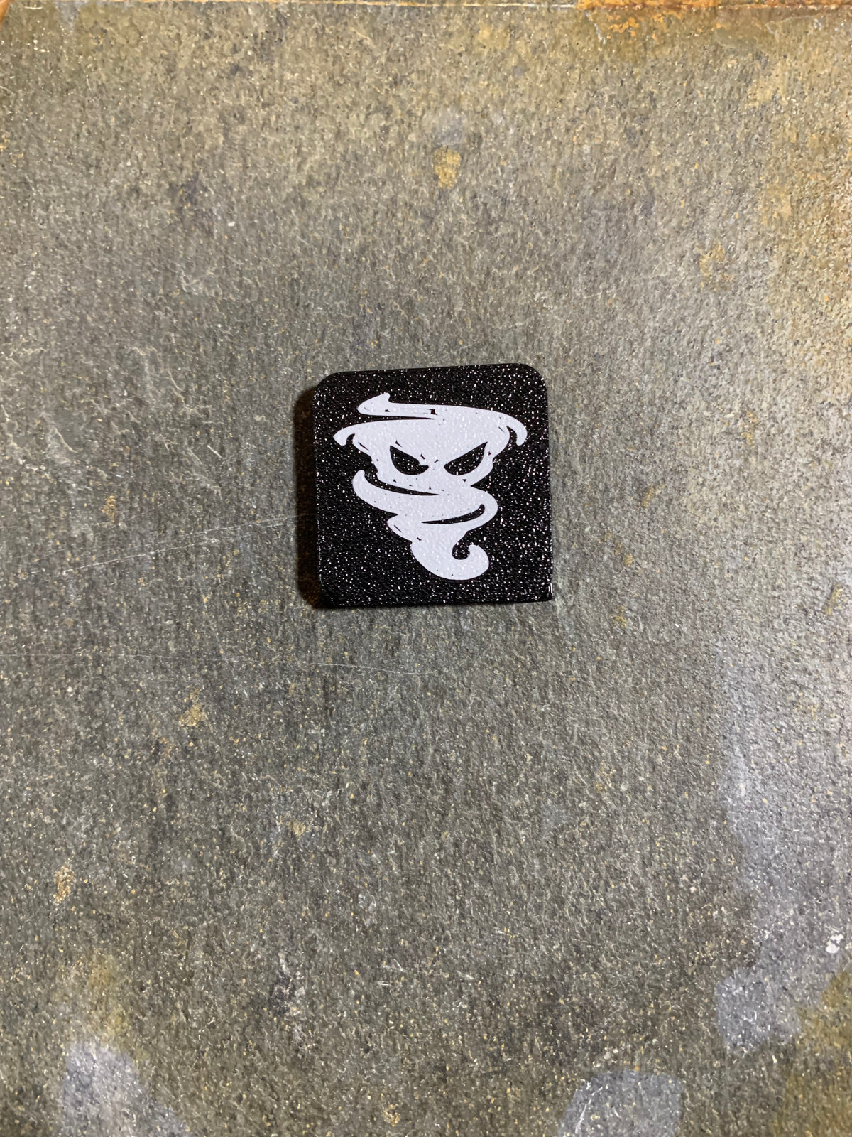Dust Devil Hat Clip